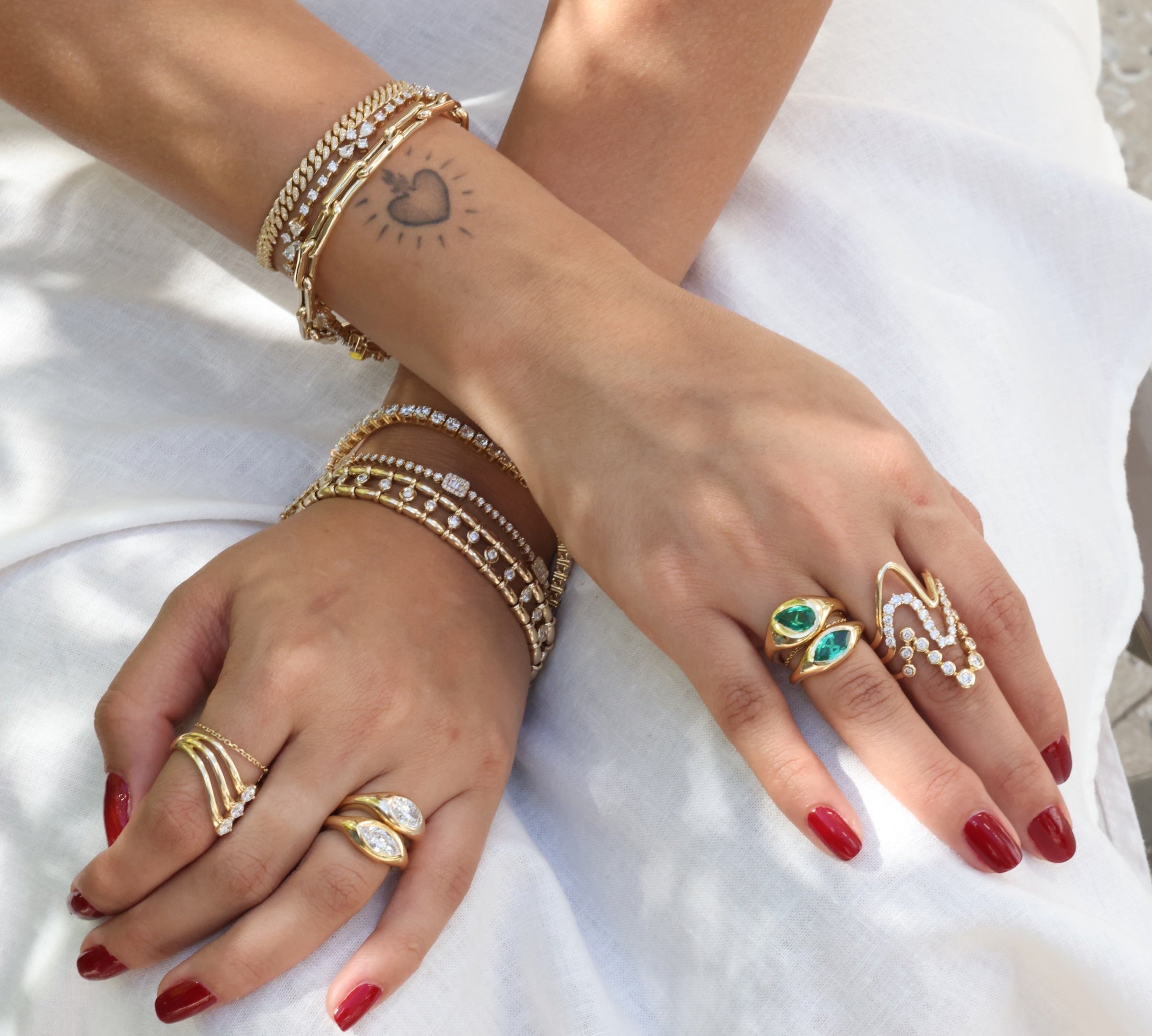 Gold Pinched Link Chain Bracelet