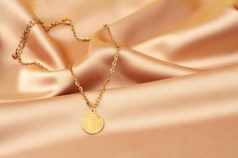 25 Types of Necklaces You Should Know