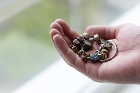 Does Gold-Plated Jewelry Tarnish?