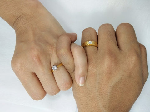 What Is a Promise Ring and Its Meaning in Relationships?