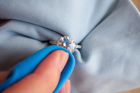 How to Clean a Diamond Ring at Home?