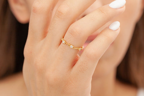 What Is the Average Ring Size for Women and Men?