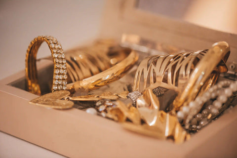 Does 14k Gold Tarnish? A Complete Guide